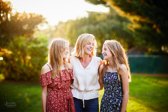 The R Family: Portrait Session in Strongsville, Ohio