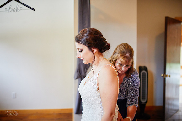 Janelle & Josh: Wedding at the O.C. Barber Piggery