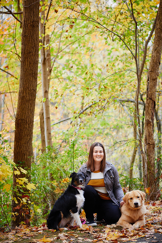 Kierstin: Senior Session in Downtown Kent