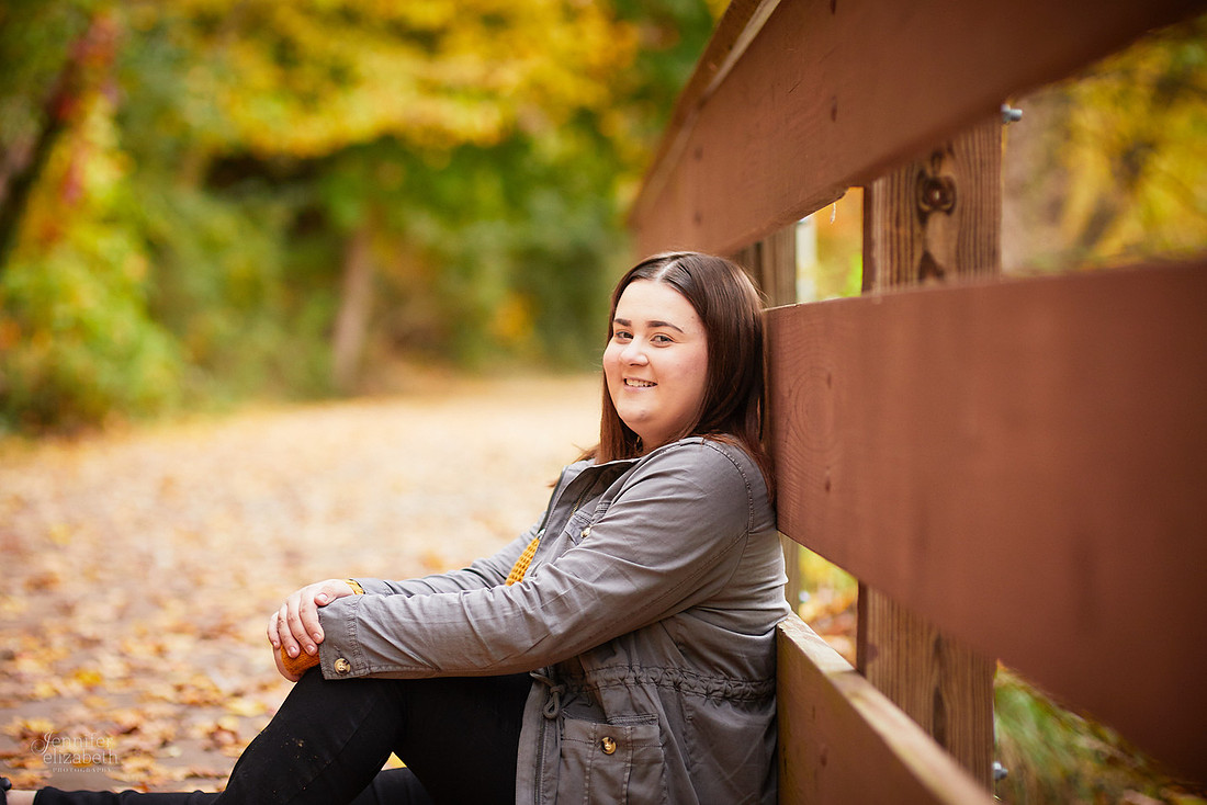 Kierstin: Senior Session in Downtown Kent