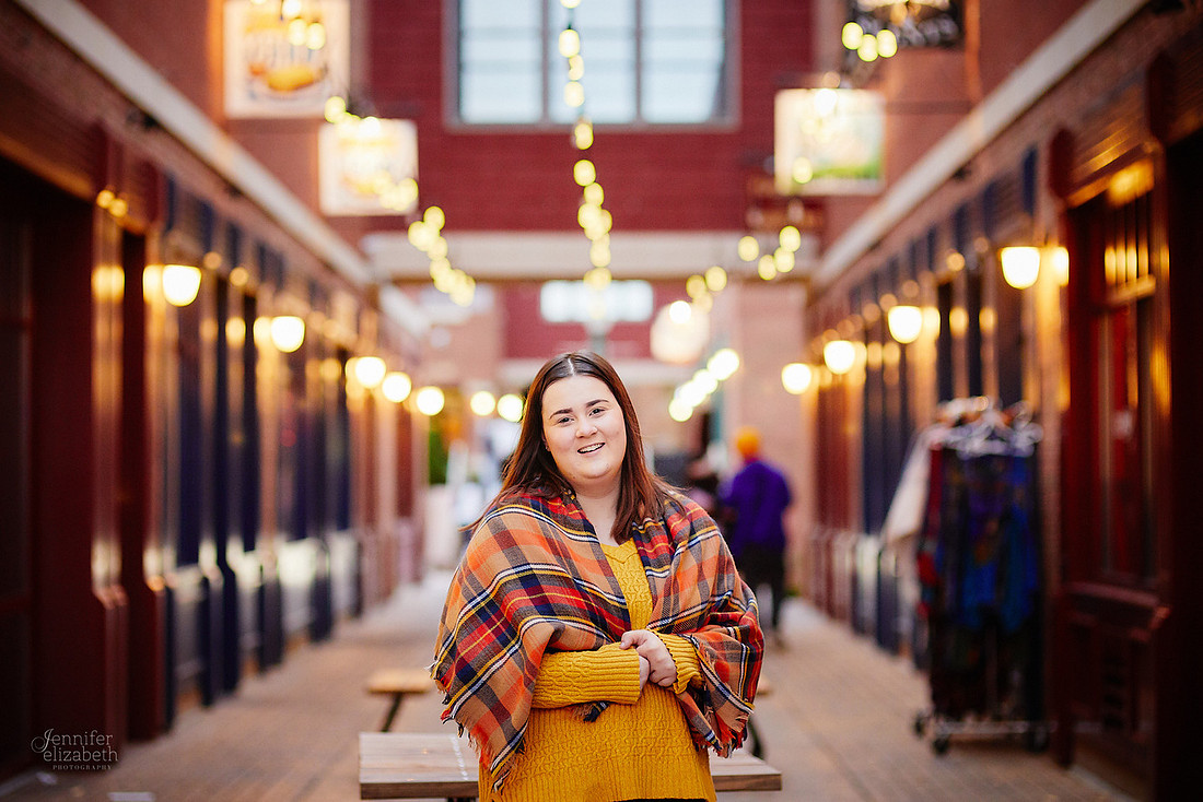 Kierstin: Senior Session in Downtown Kent