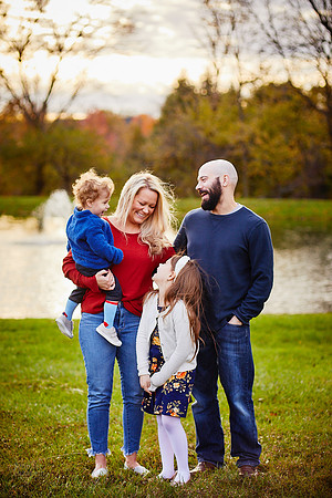 The K Family: Backyard Portrait Session in Hinckley