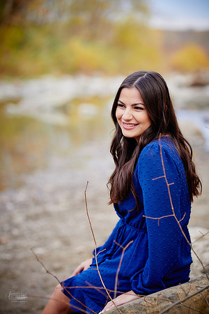 Sophia: Senior Portrait Session at Everett Road Covered Bridge