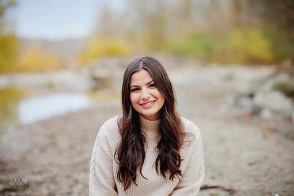 Sophia: Senior Portrait Session at Everett Road Covered Bridge