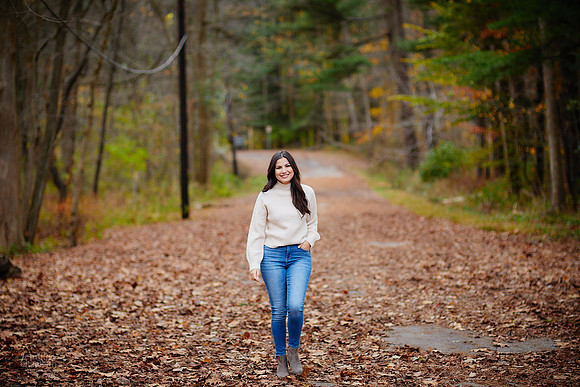 Sophia: Senior Portrait Session at Everett Road Covered Bridge