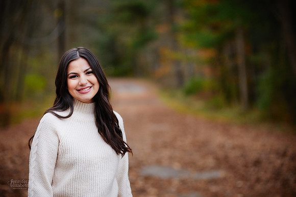 Sophia: Senior Portrait Session at Everett Road Covered Bridge