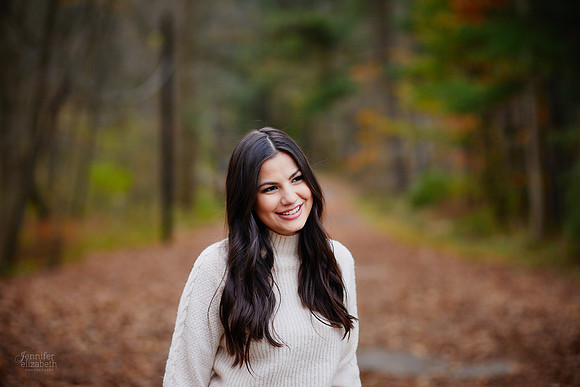 Sophia: Senior Portrait Session at Everett Road Covered Bridge