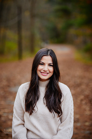 Sophia: Senior Portrait Session at Everett Road Covered Bridge