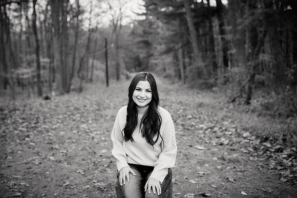 Sophia: Senior Portrait Session at Everett Road Covered Bridge