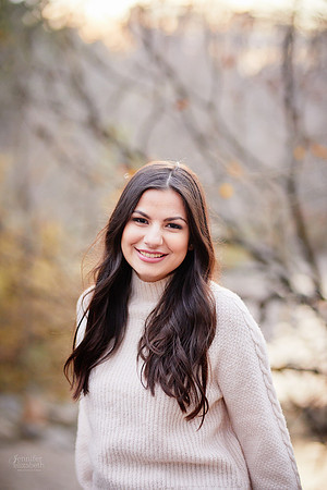 Sophia: Senior Portrait Session at Everett Road Covered Bridge