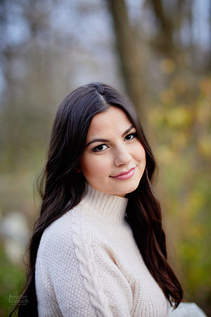 Sophia: Senior Portrait Session at Everett Road Covered Bridge