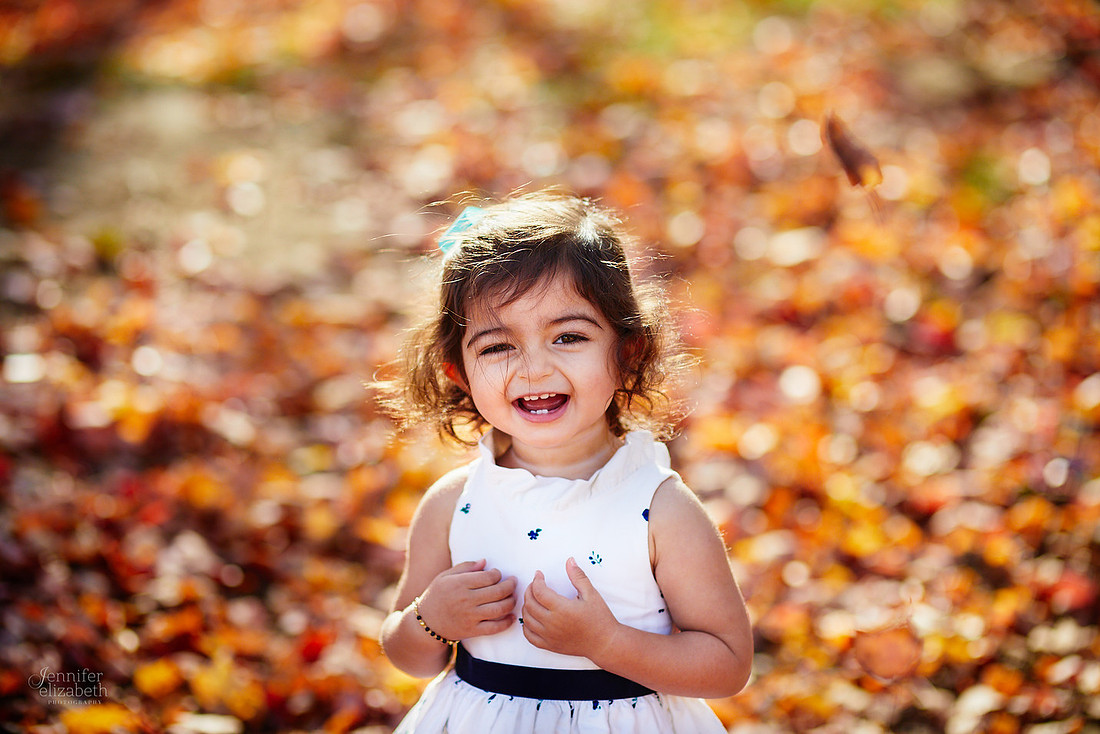The S Family: Portrait Session at Squire's Castle in Willoughby Hills