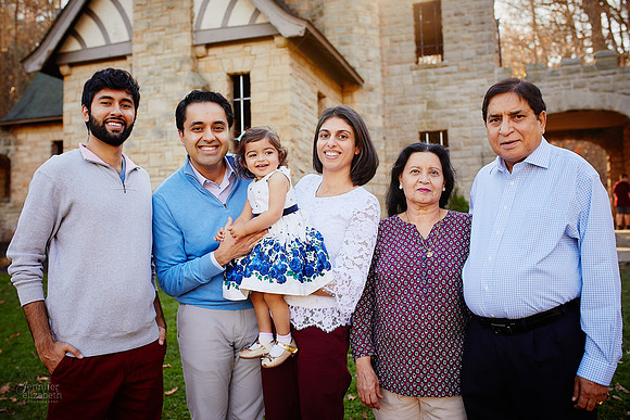 The S Family: Portrait Session at Squire's Castle in Willoughby Hills