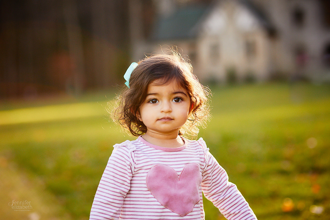 The S Family: Portrait Session at Squire's Castle in Willoughby Hills
