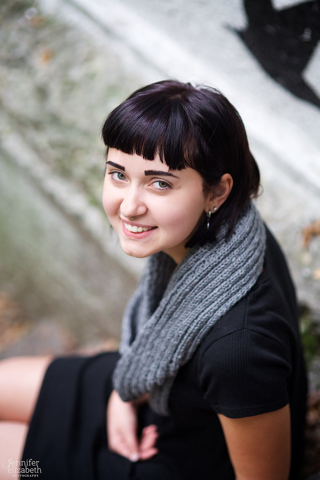 Lindsay: Senior Portrait Session in Columbus, Ohio