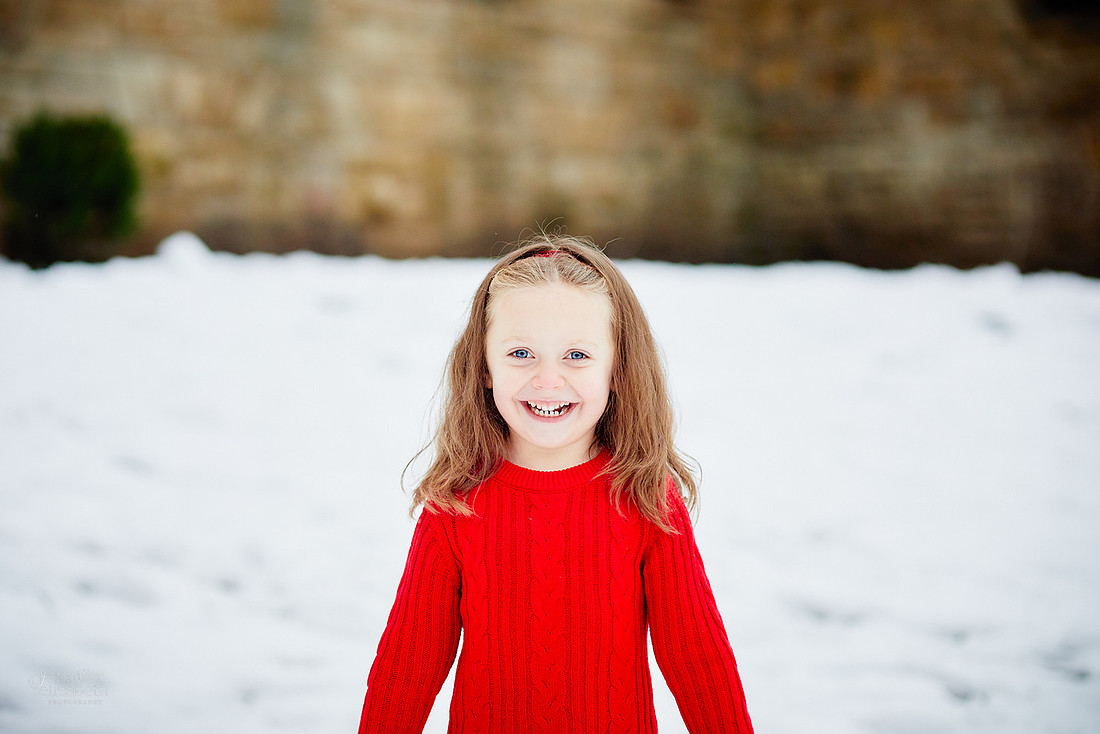 The B Family: Portrait Session at Squire's Castle in Willoughby Hills