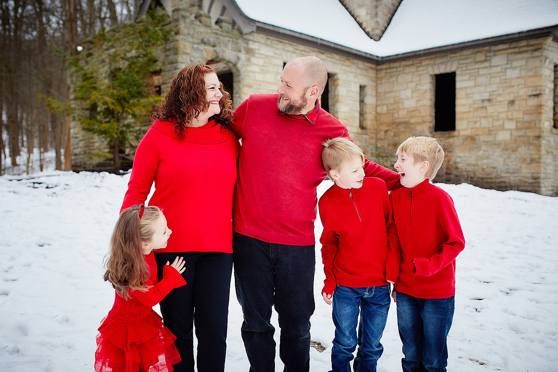 The B Family: Portrait Session at Squire's Castle in Willoughby Hills