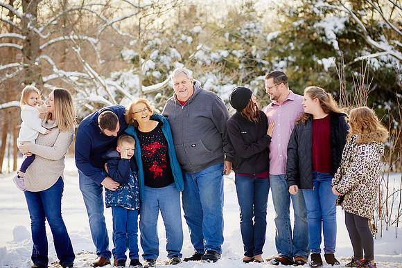 The T Family: Winter Portrait Session in Mantua, Ohio