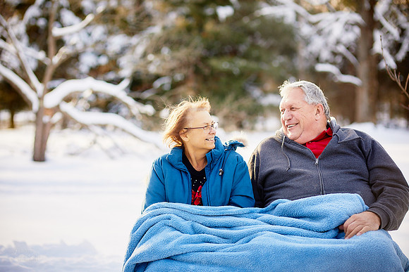 The T Family: Winter Portrait Session in Mantua, Ohio