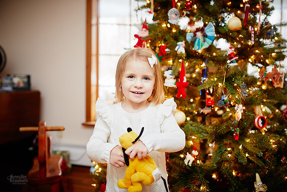 The T Family: Winter Portrait Session in Mantua, Ohio