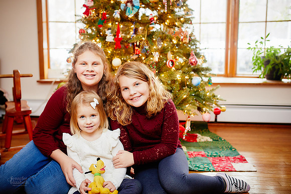 The T Family: Winter Portrait Session in Mantua, Ohio