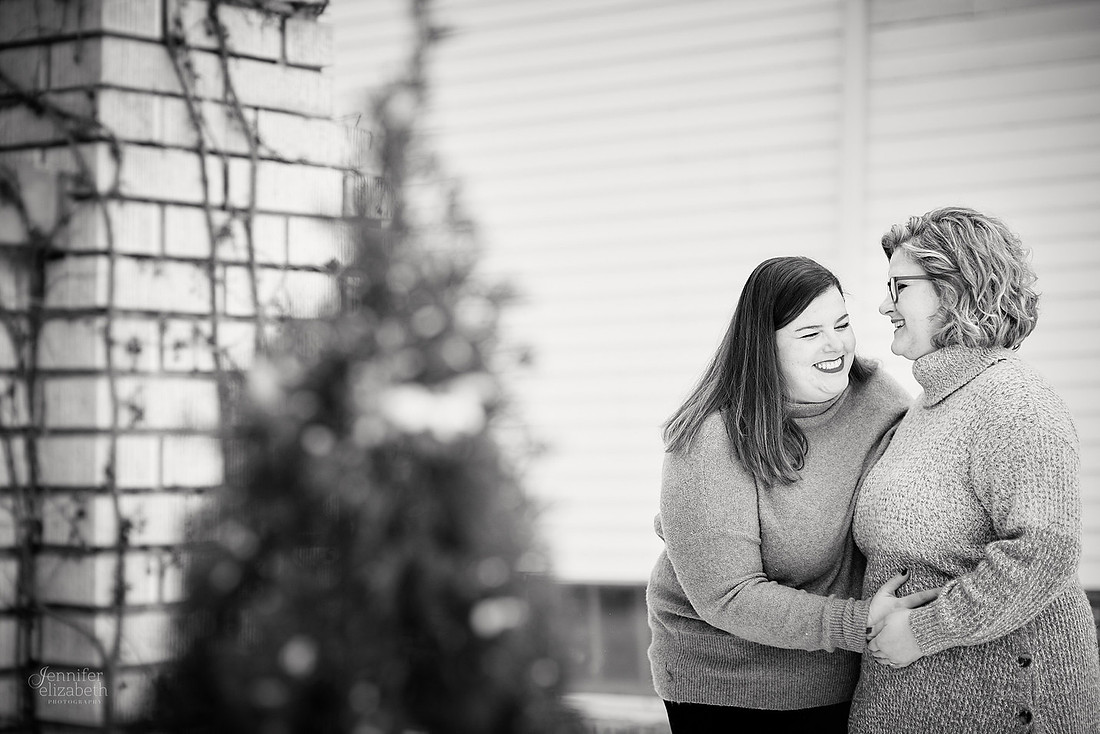 Allison & Taylor: Engagement Session in Lakewood, Ohio
