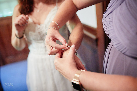 Lisa & Chad: Wedding at Hines Hill Campus in Cuyahoga Valley National Park