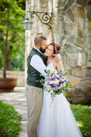 Lisa & Chad: Wedding at Hines Hill Campus in Cuyahoga Valley National Park
