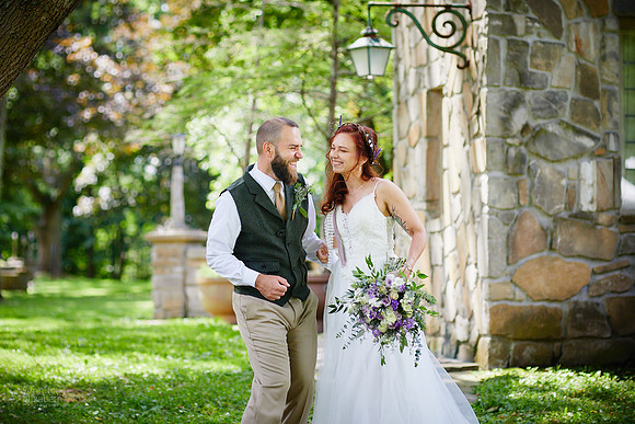 Lisa & Chad: Wedding at Hines Hill Campus in Cuyahoga Valley National Park