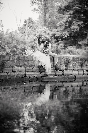 Lisa & Chad: Wedding at Hines Hill Campus in Cuyahoga Valley National Park