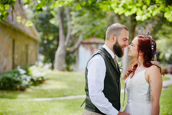 Lisa & Chad: Wedding at Hines Hill Campus in Cuyahoga Valley National Park