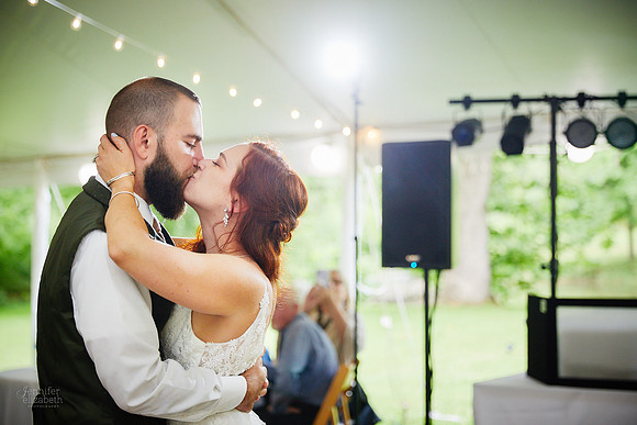 Lisa & Chad: Wedding at Hines Hill Campus in Cuyahoga Valley National Park