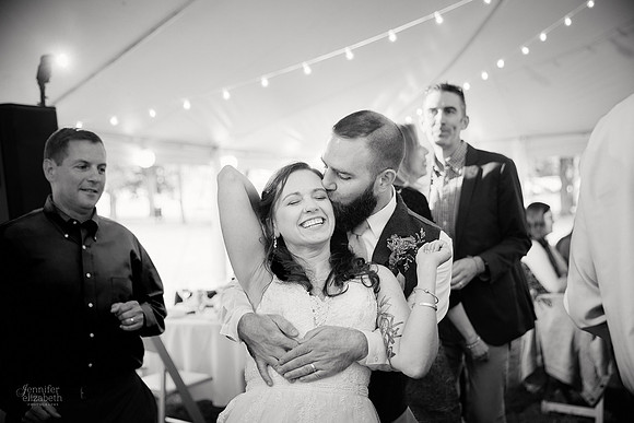 Lisa & Chad: Wedding at Hines Hill Campus in Cuyahoga Valley National Park