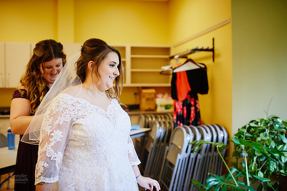 Meg & Tyler: Wedding at Fellows Riverside Gardens in Youngstown