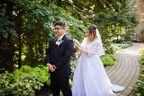Meg & Tyler: Wedding at Fellows Riverside Gardens in Youngstown