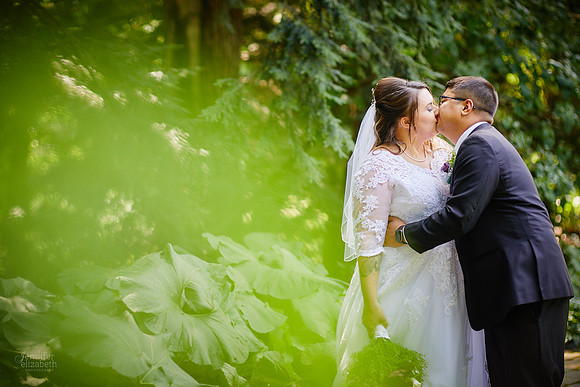 Meg & Tyler: Wedding at Fellows Riverside Gardens in Youngstown