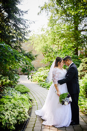Meg & Tyler: Wedding at Fellows Riverside Gardens in Youngstown