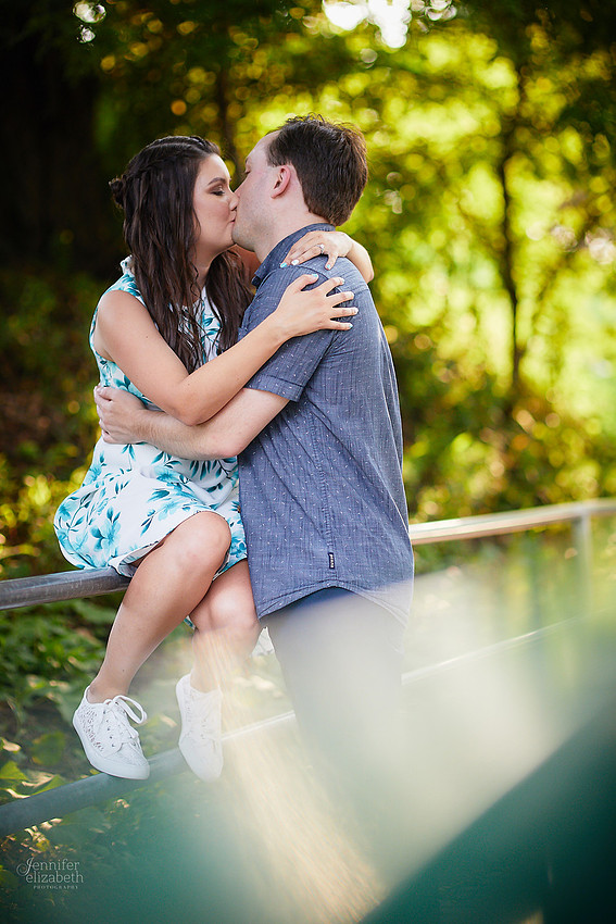 Katherine & Nathan: Engagement Session at Lakewood Park in Cleveland