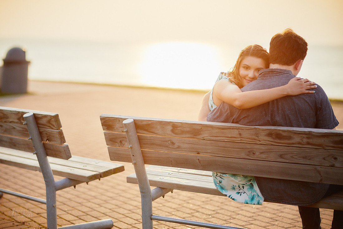 Katherine & Nathan: Engagement Session at Lakewood Park in Cleveland