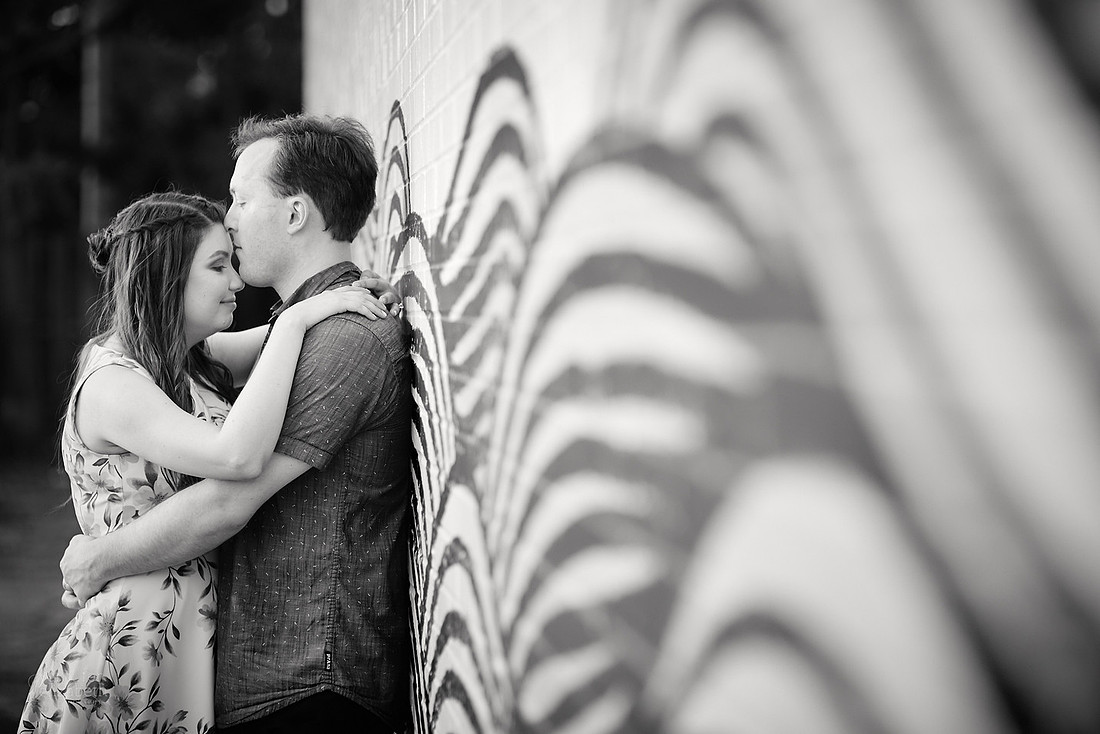 Katherine & Nathan: Engagement Session at Lakewood Park in Cleveland