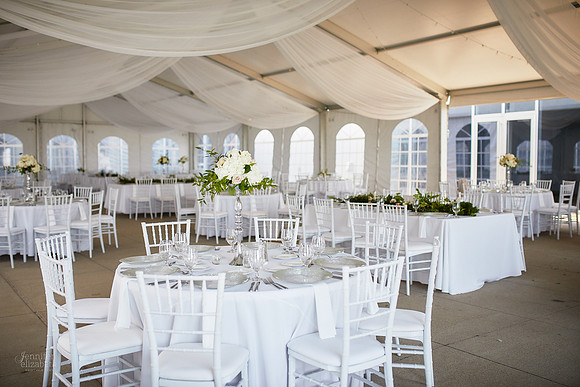 Stephanie & Tom: Wedding at Lago Custom Events at Aloft Cleveland Downtown