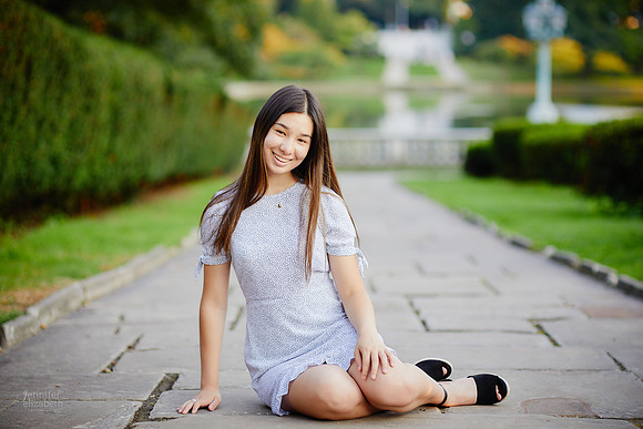 Christina: Senior Portrait Session at the Cleveland Museum of Art and Wade Lagoon