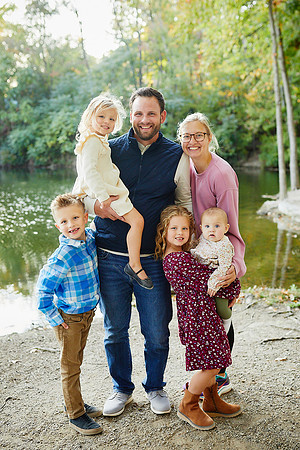 The S Family: Portrait Session at Coe Lake in Berea
