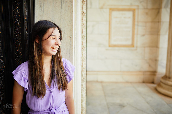 Christina: Senior Portrait Session at the Cleveland Museum of Art and Wade Lagoon