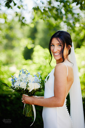 Jessica & Tim: Wedding at Orchid House Winery in Aurora, Ohio