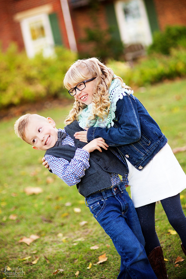 The D & S Families: Portrait Session at Everal Barn in Westerville