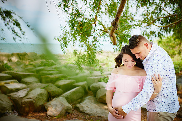 Gina: Maternity Portrait Session at Edgewater Park in Cleveland
