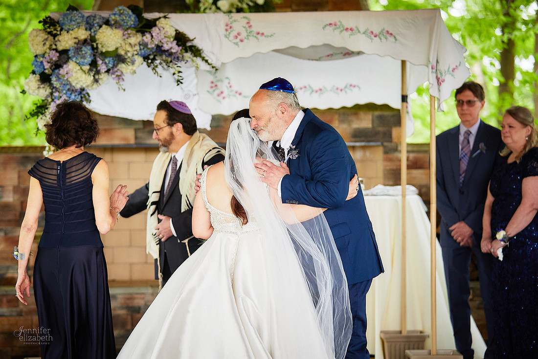 Maia & Ben: Wedding at Gleneagles Golf Club & Events in Twinsburg