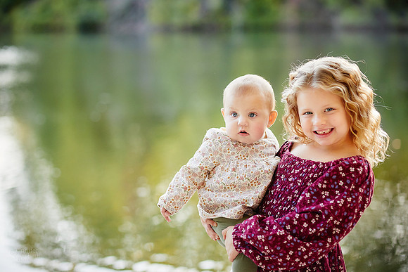 The S Family: Portrait Session at Coe Lake in Berea