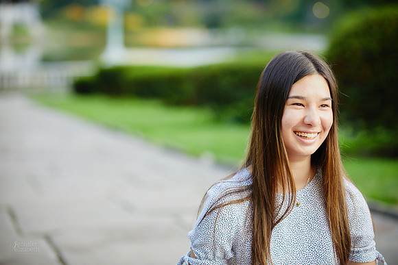 Christina: Senior Portrait Session at the Cleveland Museum of Art and Wade Lagoon